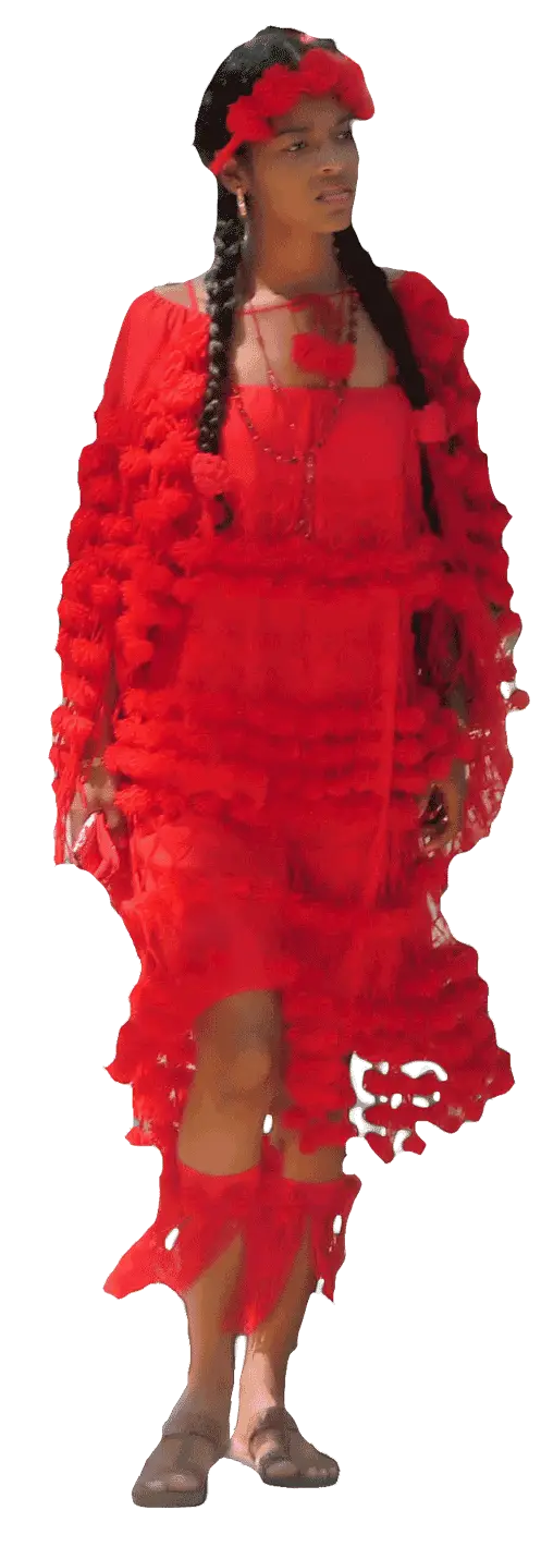 Suriname-meisje-rode-jurk